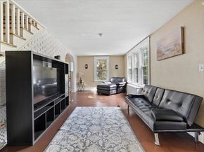 250 Shrewsbury St, Holden MA 01520