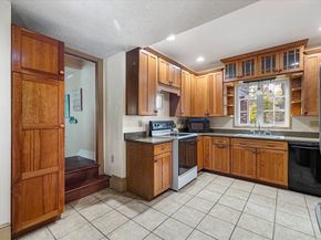 250 Shrewsbury St, Holden MA 01520