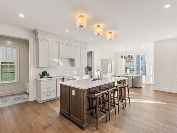 18 Common Court 18, Lexington MA 02421