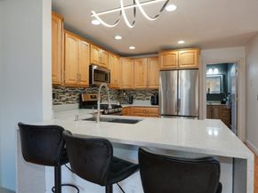 18 Lincoln Ave 18, Millbury MA 01527