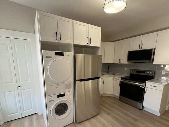 17 M Street, Boston MA 02127