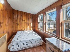 229 Sterling St, Clinton MA 01510