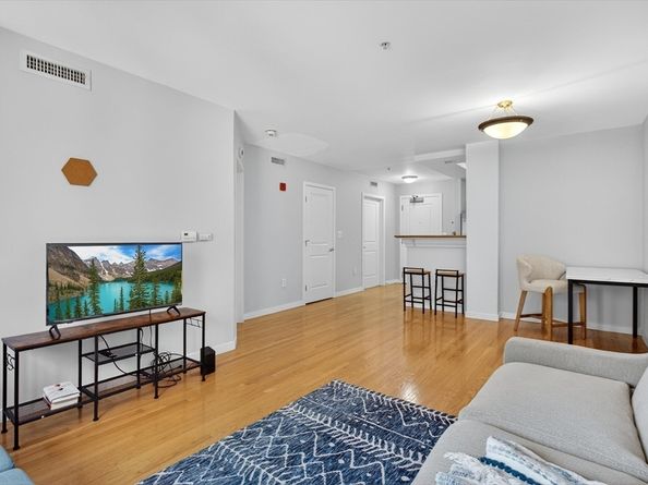 175 Cottage St 312, Chelsea MA 02150