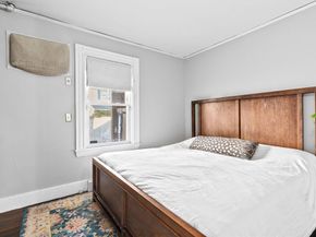 14-16 Cottage Pl 14, Newton MA 02465