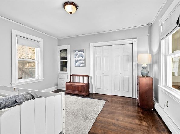 14-16 Cottage Pl 14, Newton MA 02465