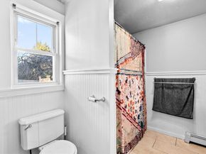 14-16 Cottage Pl 14, Newton MA 02465