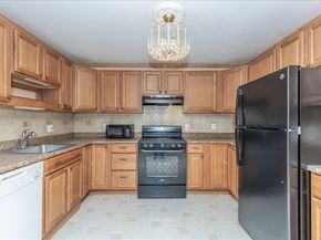 176 Maple Ave 138, Rutland MA 01543