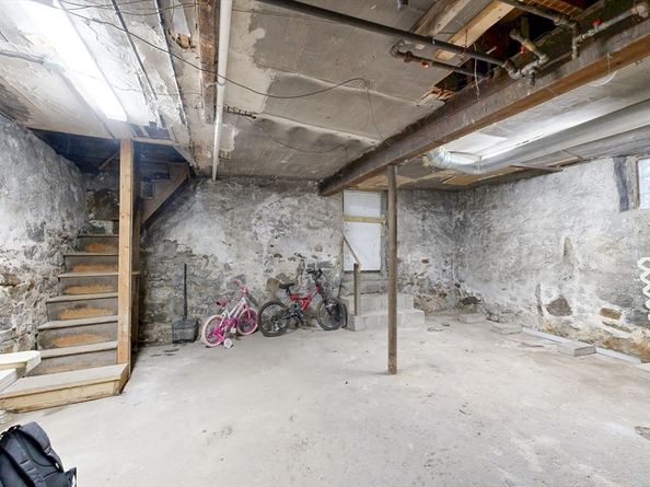 72 Kingsdale St, Boston MA 02124