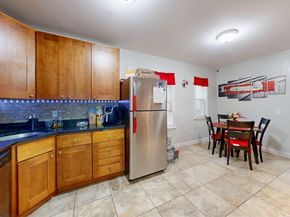 72 Kingsdale St, Boston MA 02124