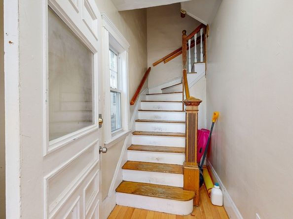 72 Kingsdale St, Boston MA 02124