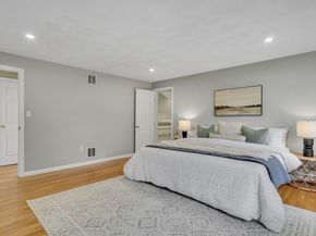 9 Kayla Dr, Westford MA 01886