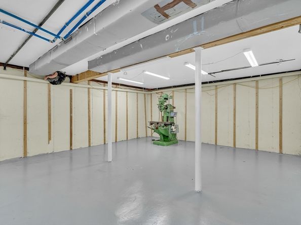 9 Kayla Dr, Westford MA 01886