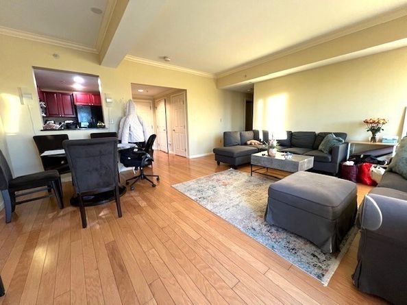 1 Nassau St 1607, Boston MA 02111