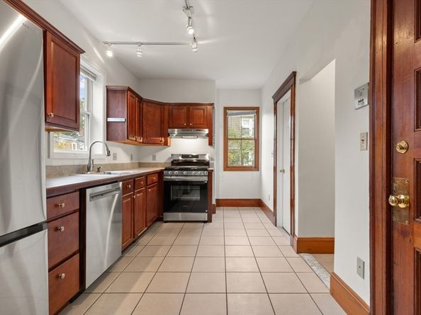 28 Highland Ave 3, Somerville MA 02143