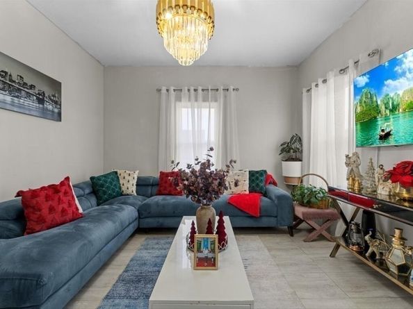 120 Grand St, Worcester MA 01603