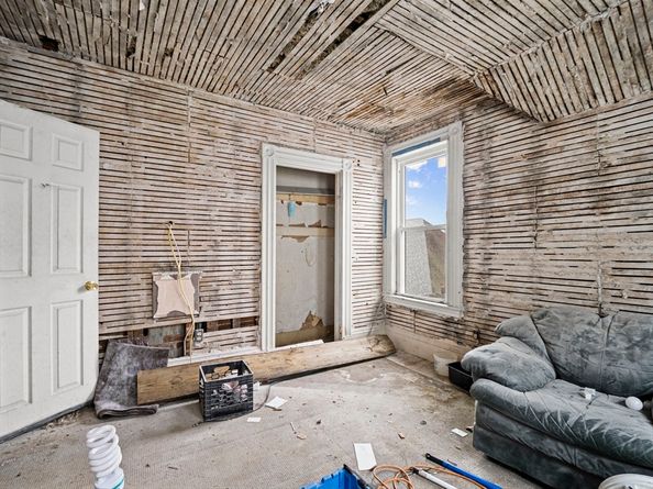 73 Stanton St, Boston MA 02124