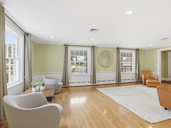 46 Church St, Winchester MA 01890