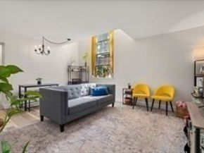 35 Flint 106, Salem MA 01970