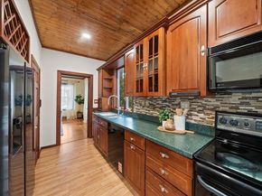 115 High St, Canton MA 02021