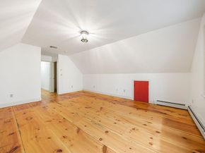 107 Henry St, Uxbridge MA 01569