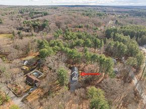 107 Henry St, Uxbridge MA 01569