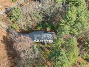 107 Henry St, Uxbridge MA 01569