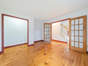 107 Henry St, Uxbridge MA 01569