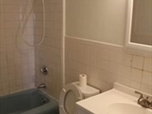 10 Skyline Dr 5, Braintree MA 02184