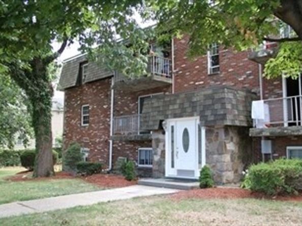 10 Skyline Dr 5, Braintree MA 02184