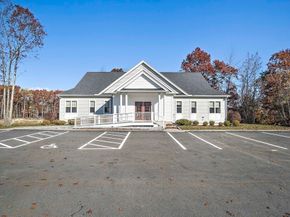 25 Salisbury Hill Blvd. 65, Worcester MA 01609