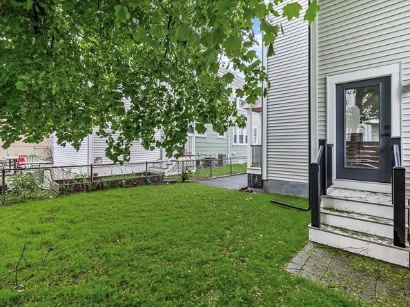 11 Bonner Ave 2, Medford MA 02155