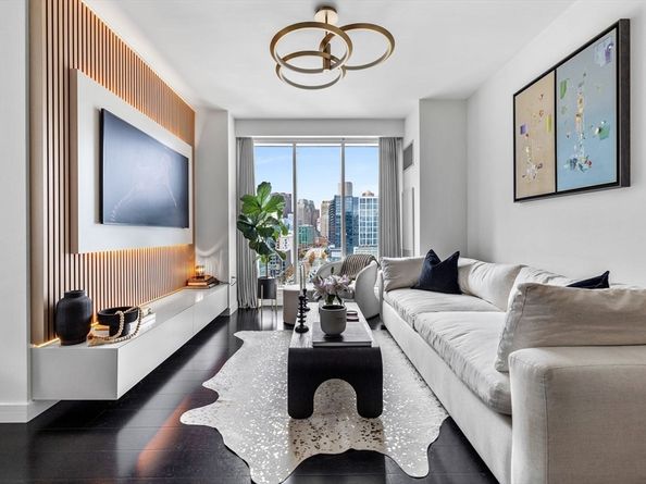 150 Seaport Blvd 14B, Boston MA 02210