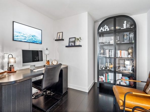 150 Seaport Blvd 14B, Boston MA 02210