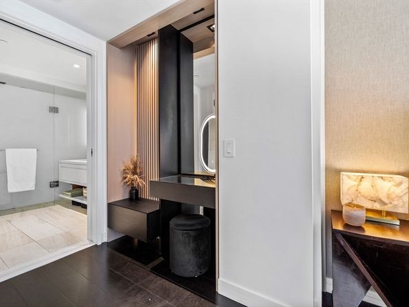 150 Seaport Blvd 14B, Boston MA 02210