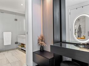 150 Seaport Blvd 14B, Boston MA 02210