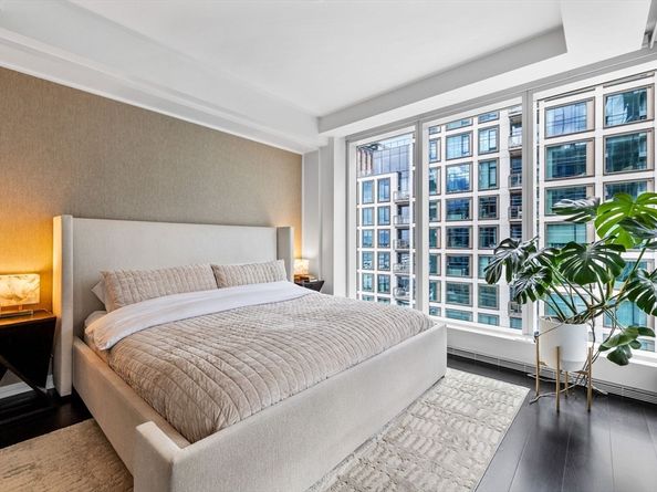 150 Seaport Blvd 14B, Boston MA 02210