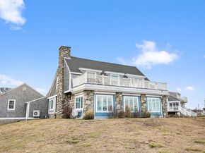 23 Oceanside Dr, Scituate MA 02066