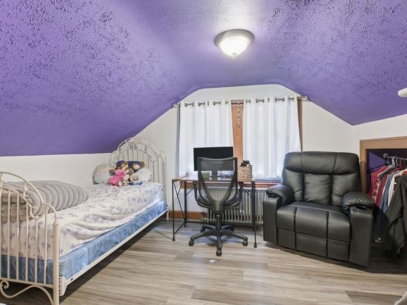 55 Whipple St, Worcester MA 01607