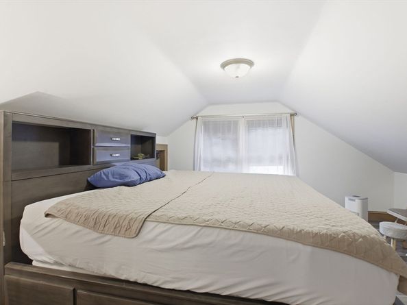 55 Whipple St, Worcester MA 01607