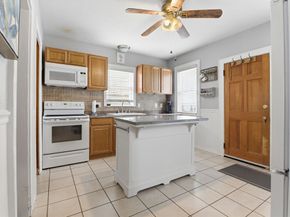 55 Whipple St, Worcester MA 01607