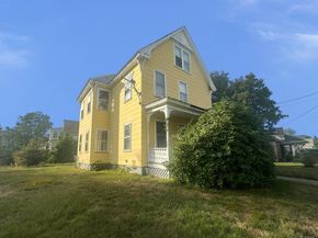 518 North St, Fitchburg MA 01420