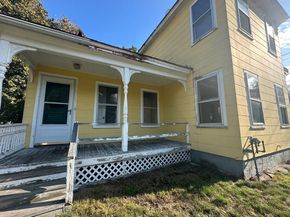 518 North St, Fitchburg MA 01420