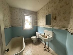 518 North St, Fitchburg MA 01420