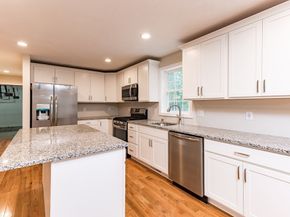 119 County Rd, Rochester MA 02770