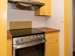 47 Fairhaven Rd, Mattapoisett MA 02739