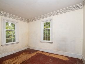 47 Fairhaven Rd, Mattapoisett MA 02739