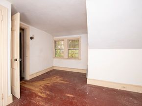 47 Fairhaven Rd, Mattapoisett MA 02739