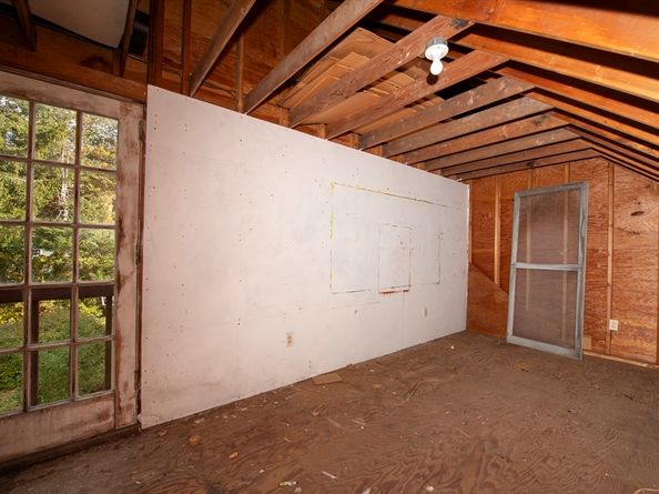 47 Fairhaven Rd, Mattapoisett MA 02739