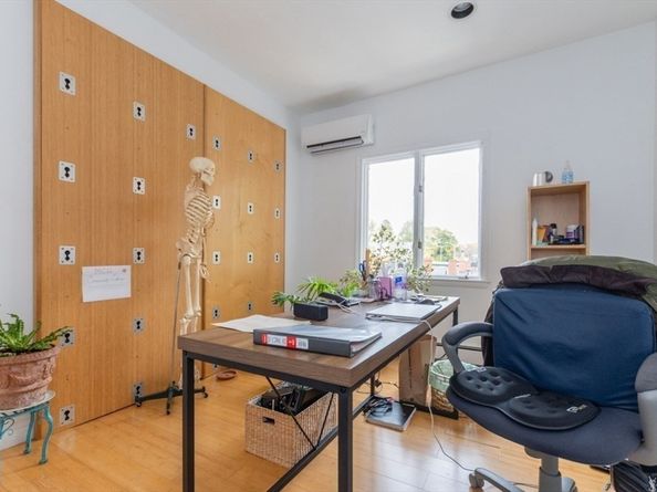 382 Huron Ave, Cambridge MA 02138