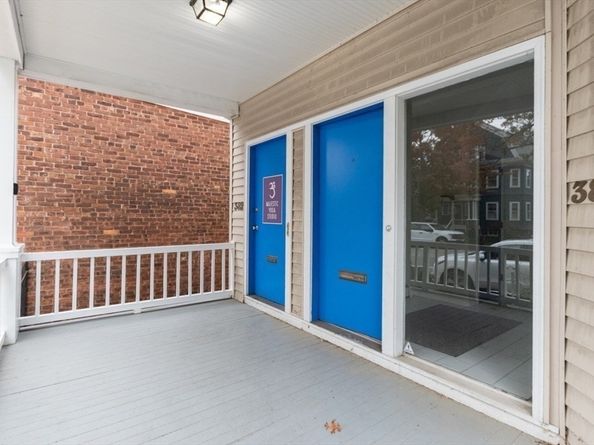 382 Huron Ave, Cambridge MA 02138